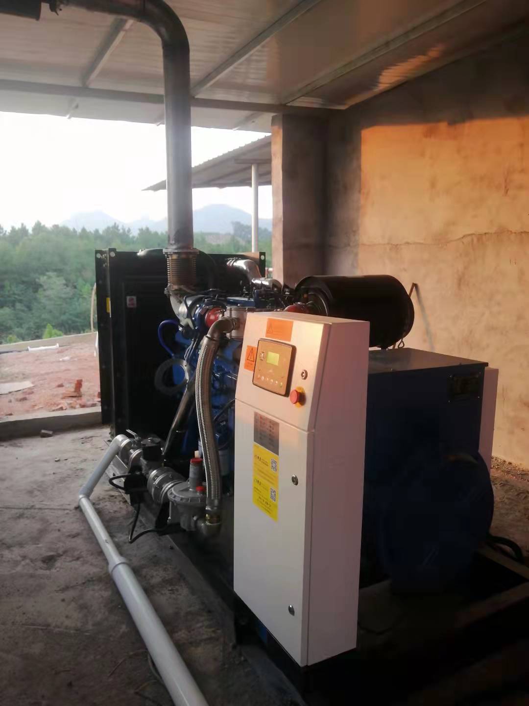 江西吉安市安福县瓜畲乡青陂村众望集团200KW沼气发电机组安装调试成功